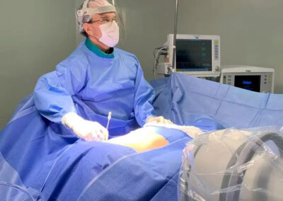 Dr. Kennedy Costa, Especialista no Tratamento Avançado de Hérnia de Disco, em Campinas